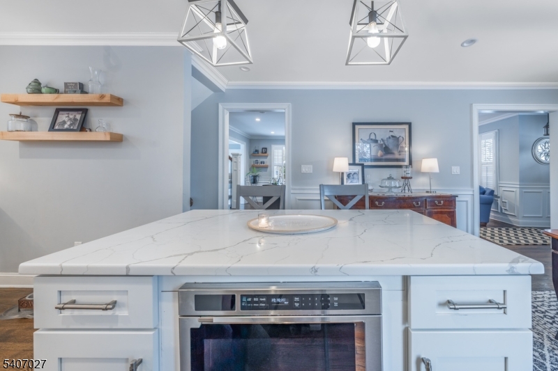 24 Loantaka Way Madison, NJ 07940 - Photo 13 of 50