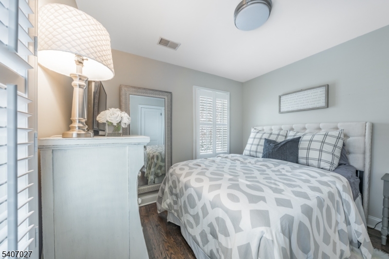 24 Loantaka Way Madison, NJ 07940 - Photo 22 of 50