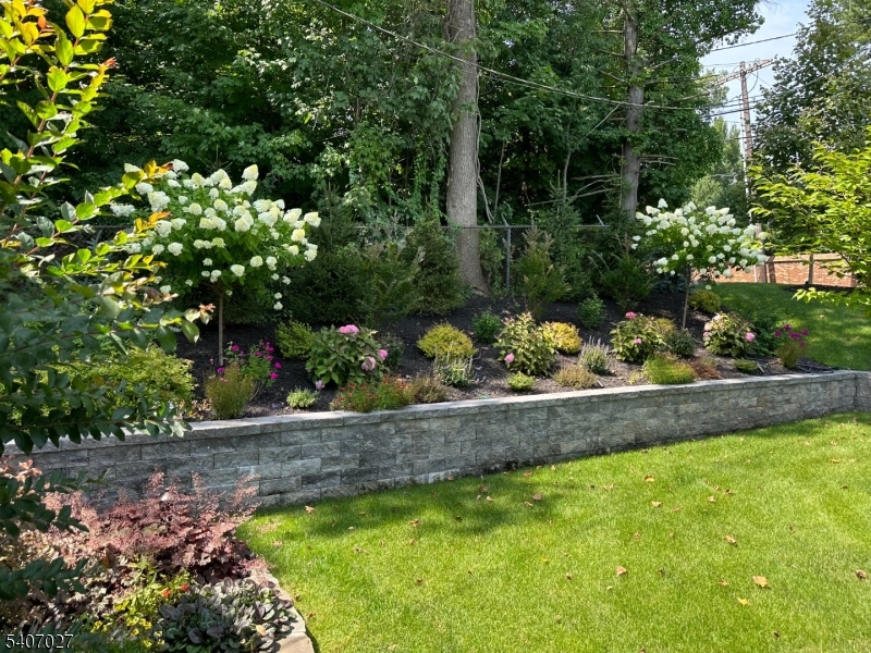 24 Loantaka Way Madison, NJ 07940 - Photo 48 of 50