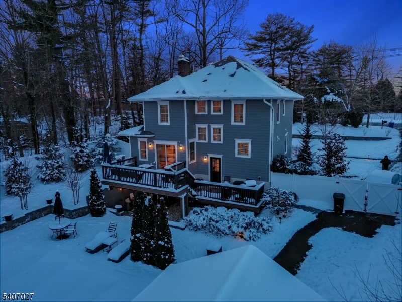 24 Loantaka Way Madison, NJ 07940 - Photo 8 of 50