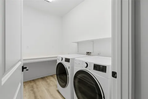 $559,000 | 9001 Spire View, Austin, TX 78744