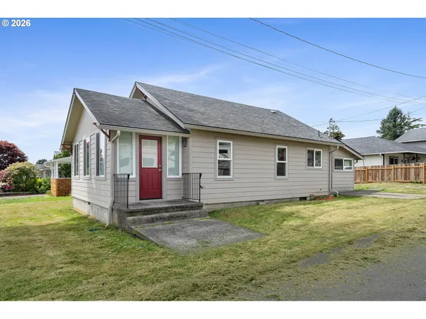 $349,000 | 207 2nd Street, Garibaldi, OR 97118