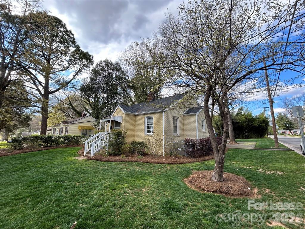 1300 Bethel Road Charlotte, NC 28208 - Photo 2 of 29