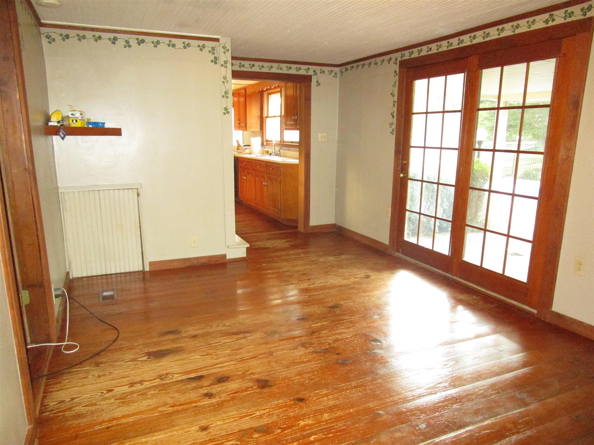 4020 Stella Road Prospect, TN 38477 - Photo 11 of 27 a view of an empty room with a window