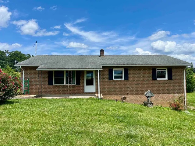 $192,500 | 504 Steeles Fort Road, Raphine, VA 24472