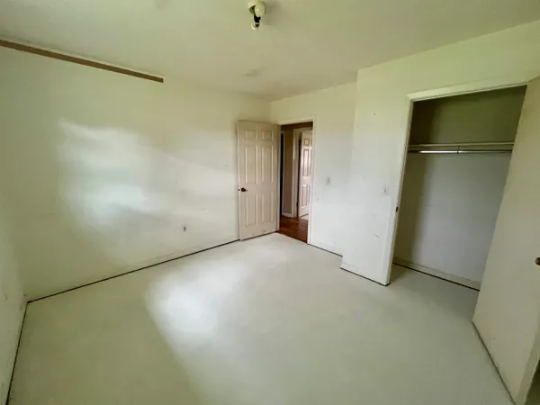 a view of a shaded area of a house