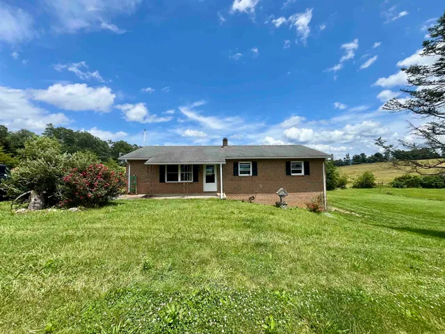 $192,500 | 504 Steeles Fort Road, Raphine, VA 24472