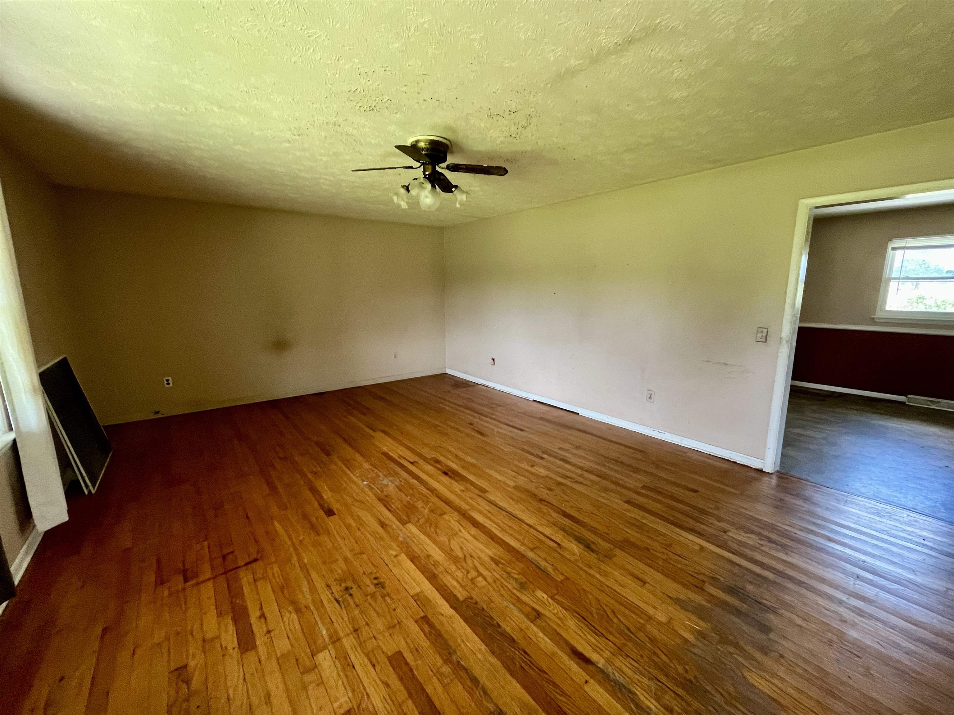 504 Steeles Fort Road Raphine, VA 24472 - Photo 5 of 34