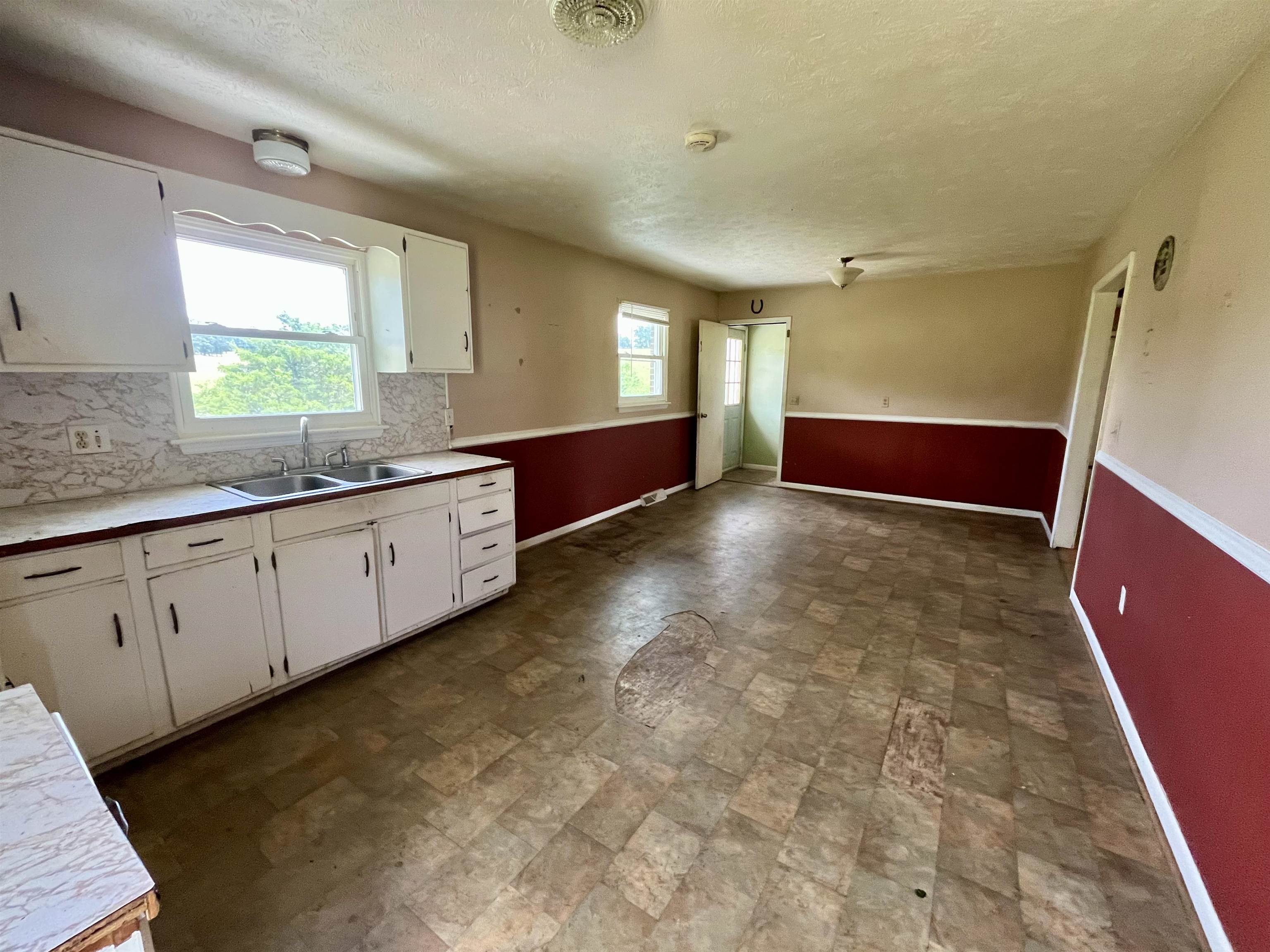 504 Steeles Fort Road Raphine, VA 24472 - Photo 7 of 34