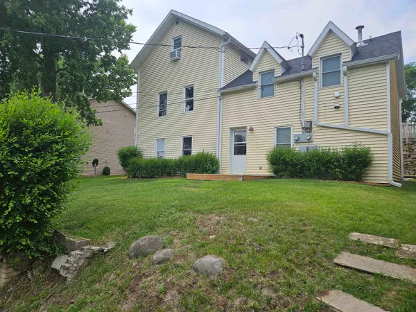 $256,000 | 506 East Cook Street, Portage, WI 53901