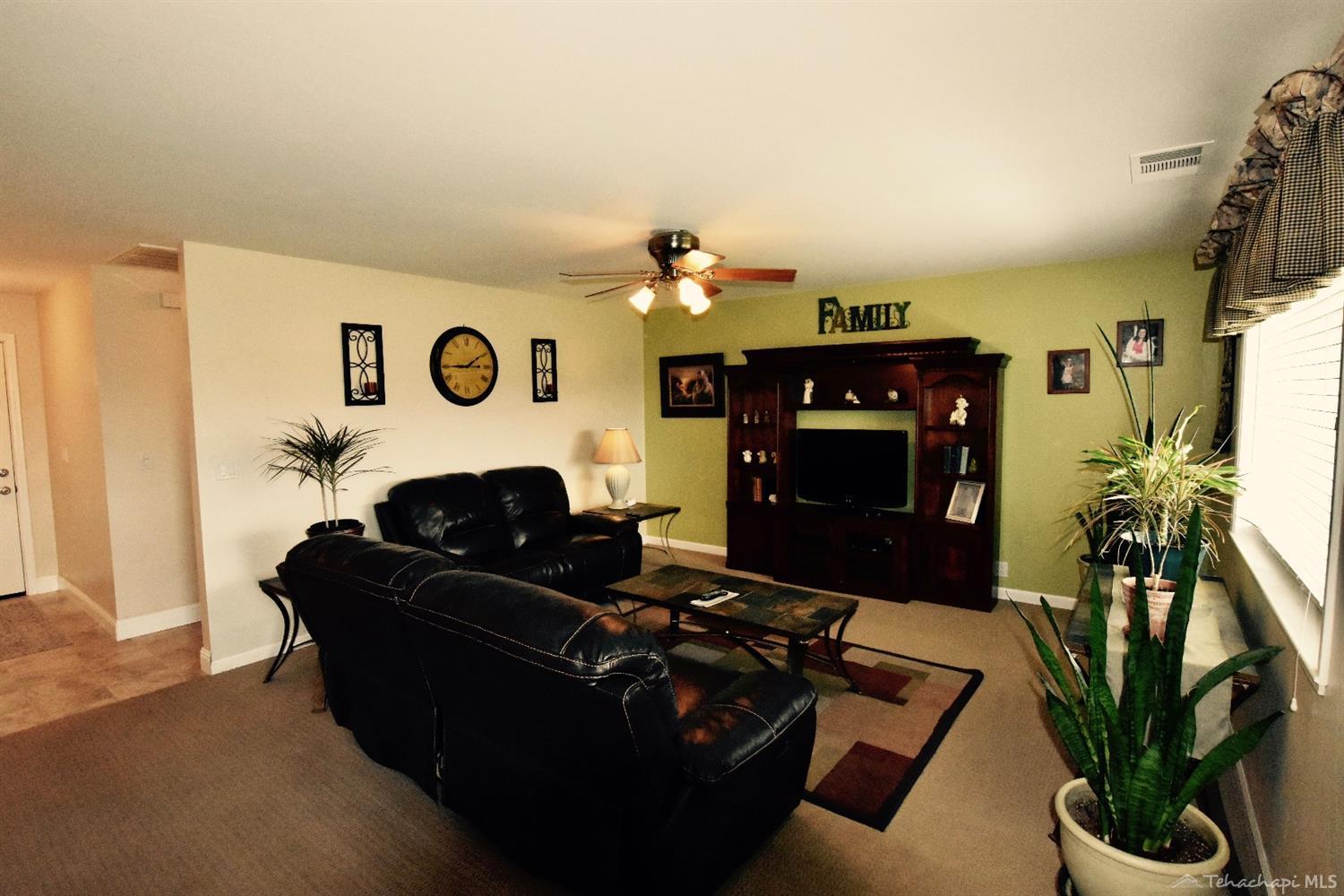 19612 Meadows Road Tehachapi, CA 93561 - Photo 18 of 28 Gallery Image 18