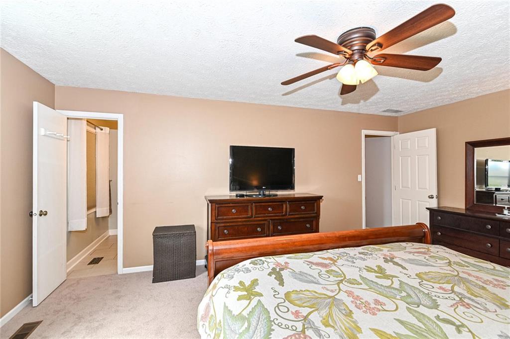 12727 Charing Cross Road Carmel, IN 46033 - Photo 22 of 40 Gallery Image 22