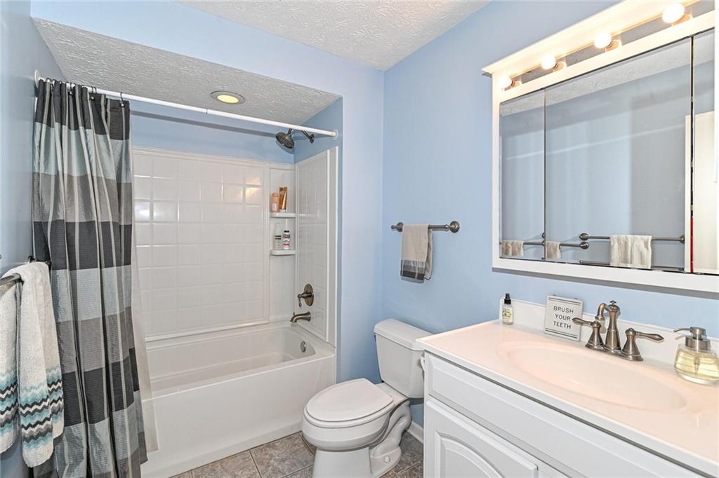 12727 Charing Cross Road Carmel, IN 46033 - Photo 30 of 40 Gallery Image 30