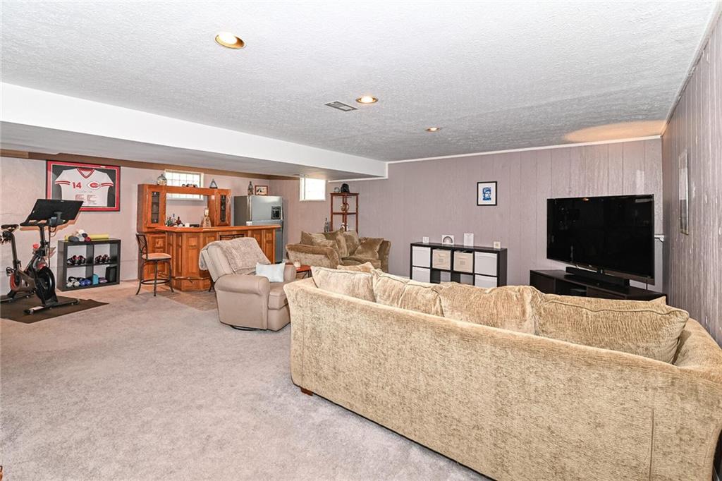 12727 Charing Cross Road Carmel, IN 46033 - Photo 31 of 40 Gallery Image 31