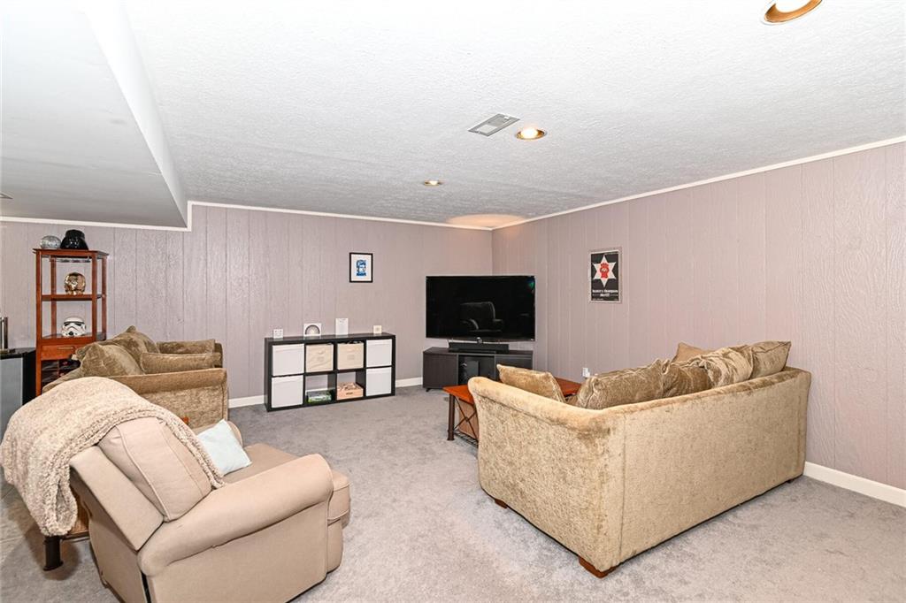 12727 Charing Cross Road Carmel, IN 46033 - Photo 33 of 40 Gallery Image 33