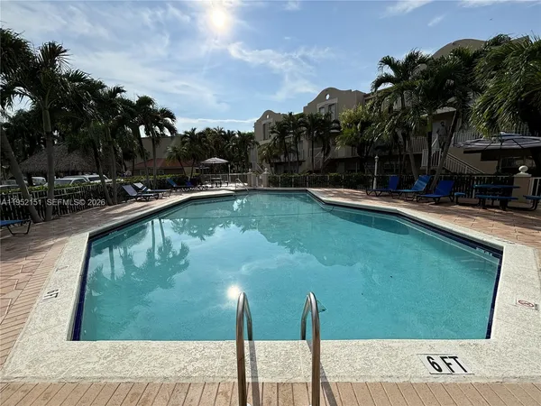 $2,500 | 650 Northwest 86th Place, Unit 3209, Miami, FL 33126