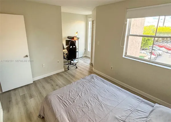 $2,500 | 650 Northwest 86th Place, Unit 3209, Miami, FL 33126