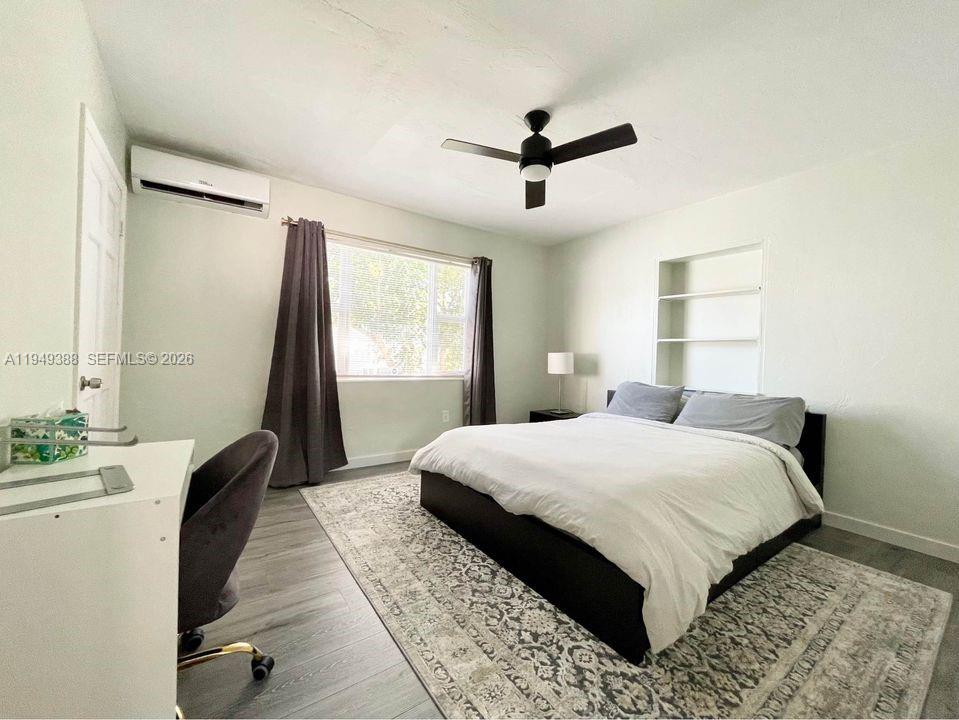 1130 Northeast 111th Street Miami, FL 33161 - Photo 15 of 19