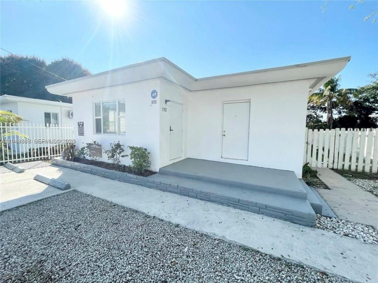 1130 Northeast 111th Street Miami, FL 33161 - Photo 4 of 19