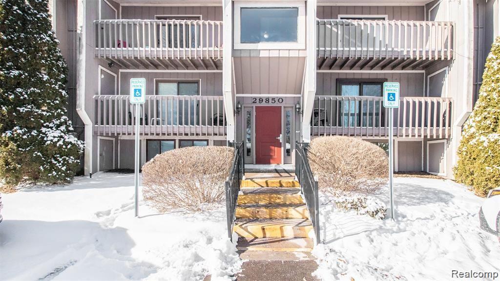 29850 West Twelve Mile Road Farmington, MI 48334 - Photo 2 of 19