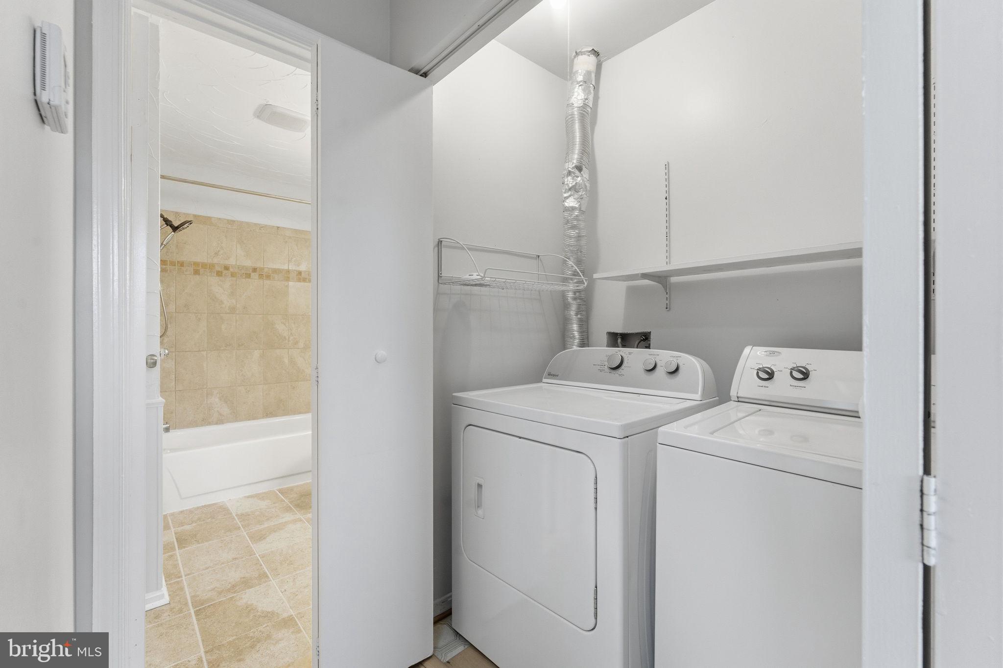 7498 Tangier Way Manassas, VA 20109 - Photo 32 of 40 Washer and dryer on level 2