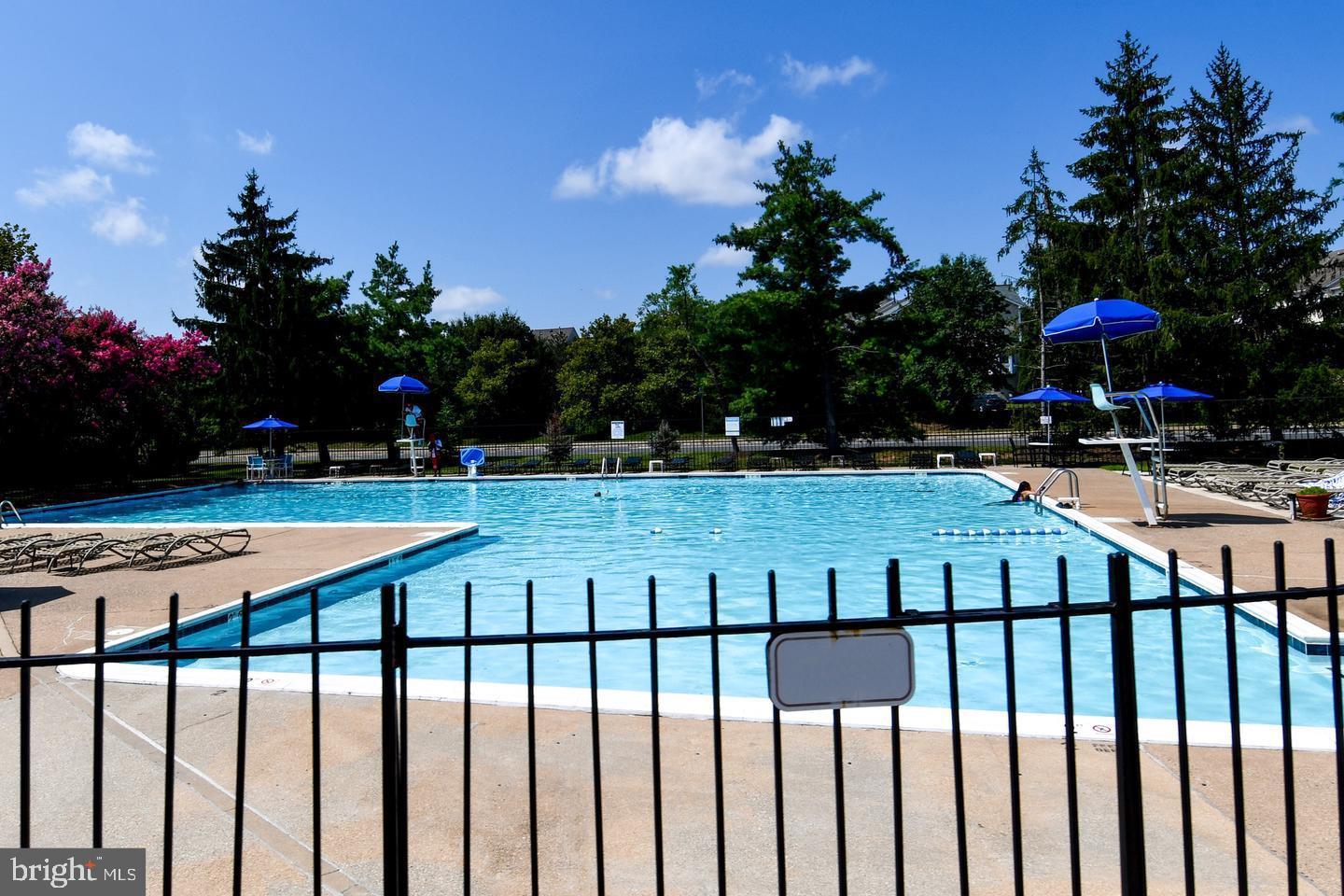 7498 Tangier Way Manassas, VA 20109 - Photo 34 of 40 Community pool view 1