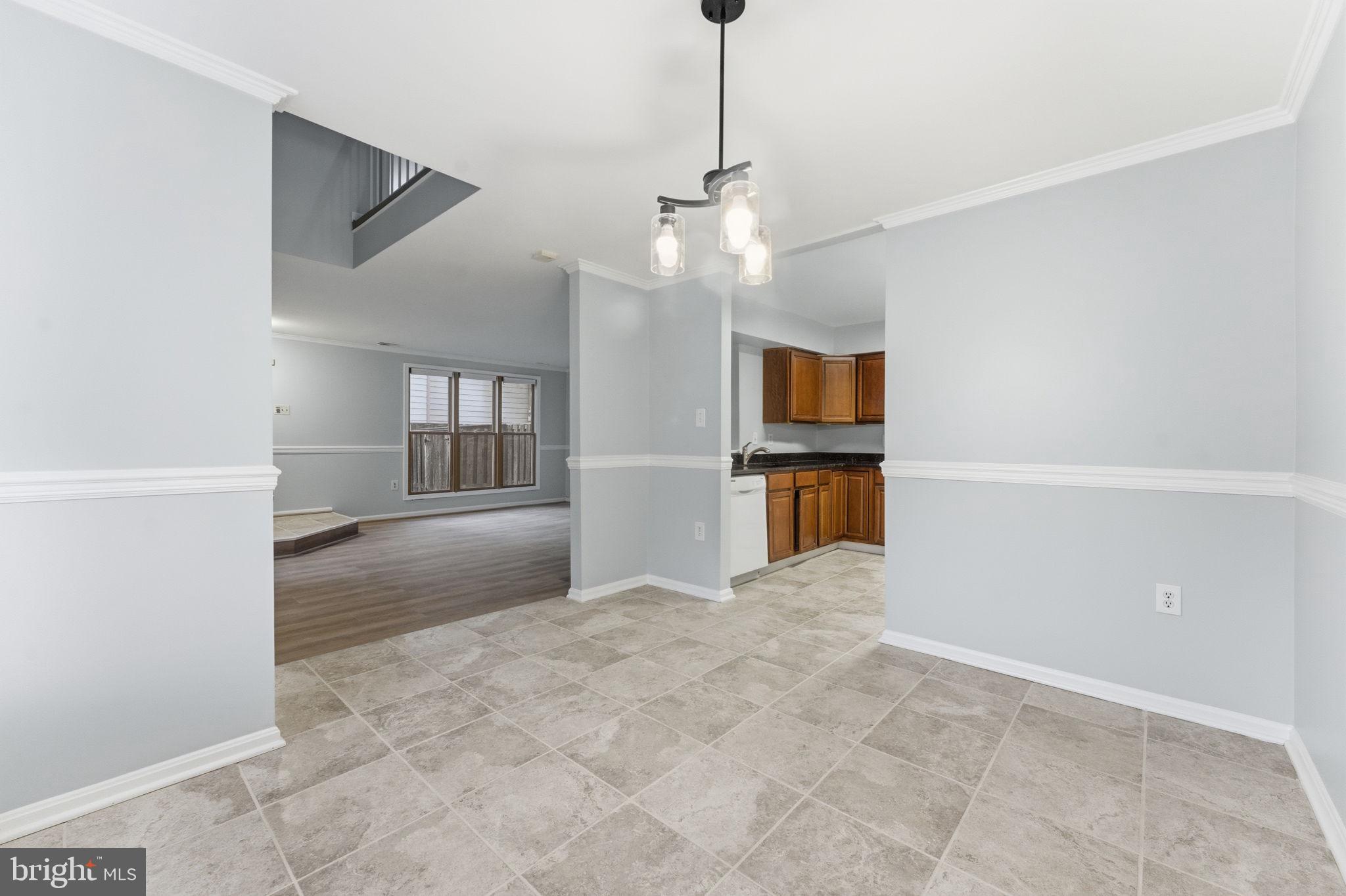 7498 Tangier Way Manassas, VA 20109 - Photo 10 of 40 Dining area view 2