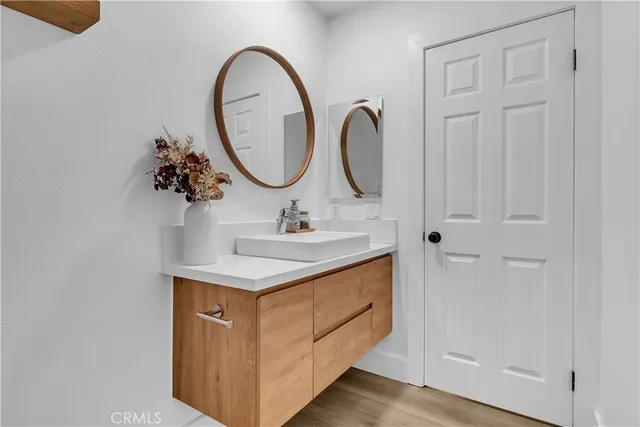 $859,900 | 5931 East Rocking Horse Way, Unit 15, Orange, CA 92869