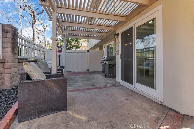 $859,900 | 5931 East Rocking Horse Way, Unit 15, Orange, CA 92869