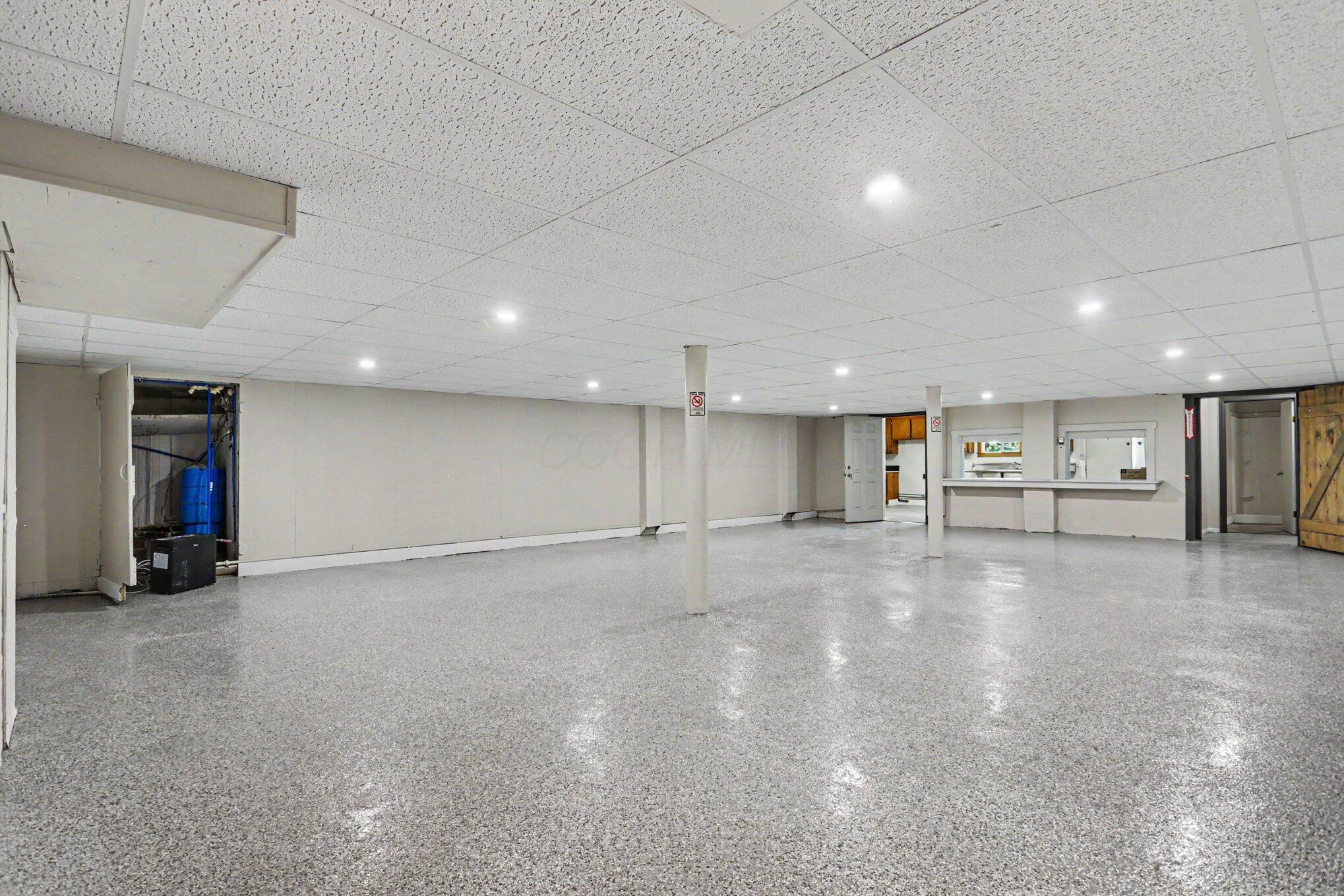 9030 Columbus Road Mount Vernon, OH 43050 - Photo 8 of 39 010_file_2987