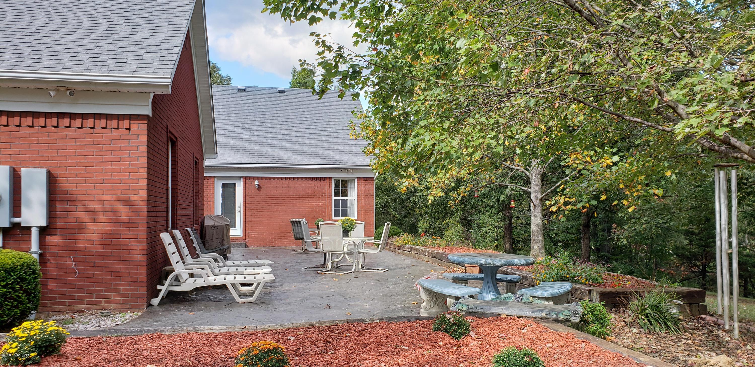 2725 Nat Rogers Road Boston, KY 40107 - Photo 26 of 34 2725 patio