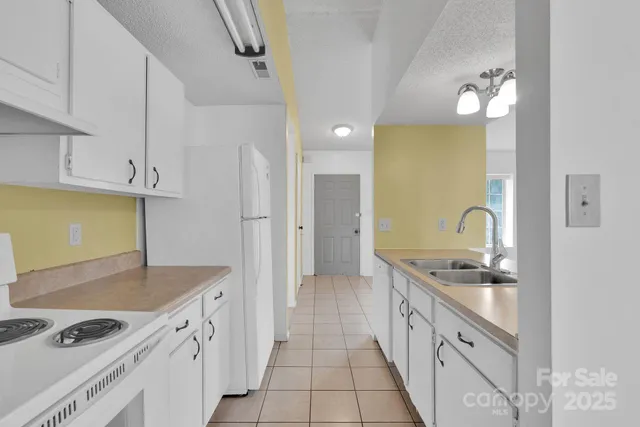 $295,000 | 11615 Antebellum Drive, Charlotte, NC 28273