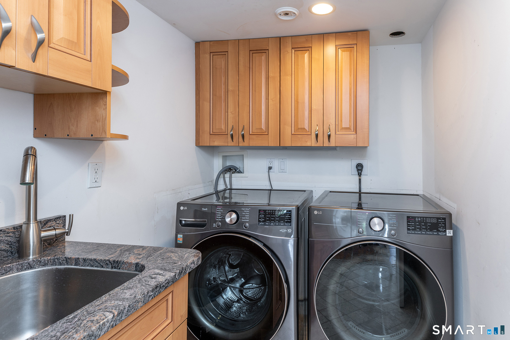 34 Skyline Drive Brookfield, CT 06804 - Photo 29 of 33 Lower level laundry