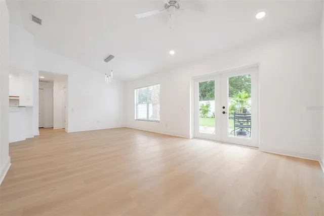 $2,650 | 4208 Pine Isle Drive, Lutz, FL 33558