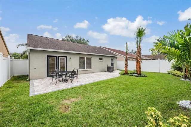 $2,650 | 4208 Pine Isle Drive, Lutz, FL 33558