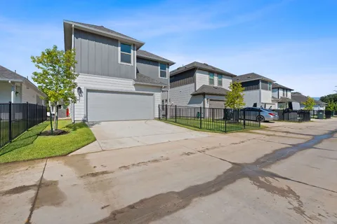 $379,990 | 321 Orleanian Drive, Buda, TX 78610