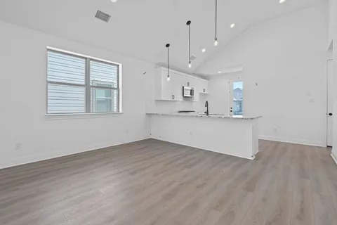 $379,990 | 321 Orleanian Drive, Buda, TX 78610