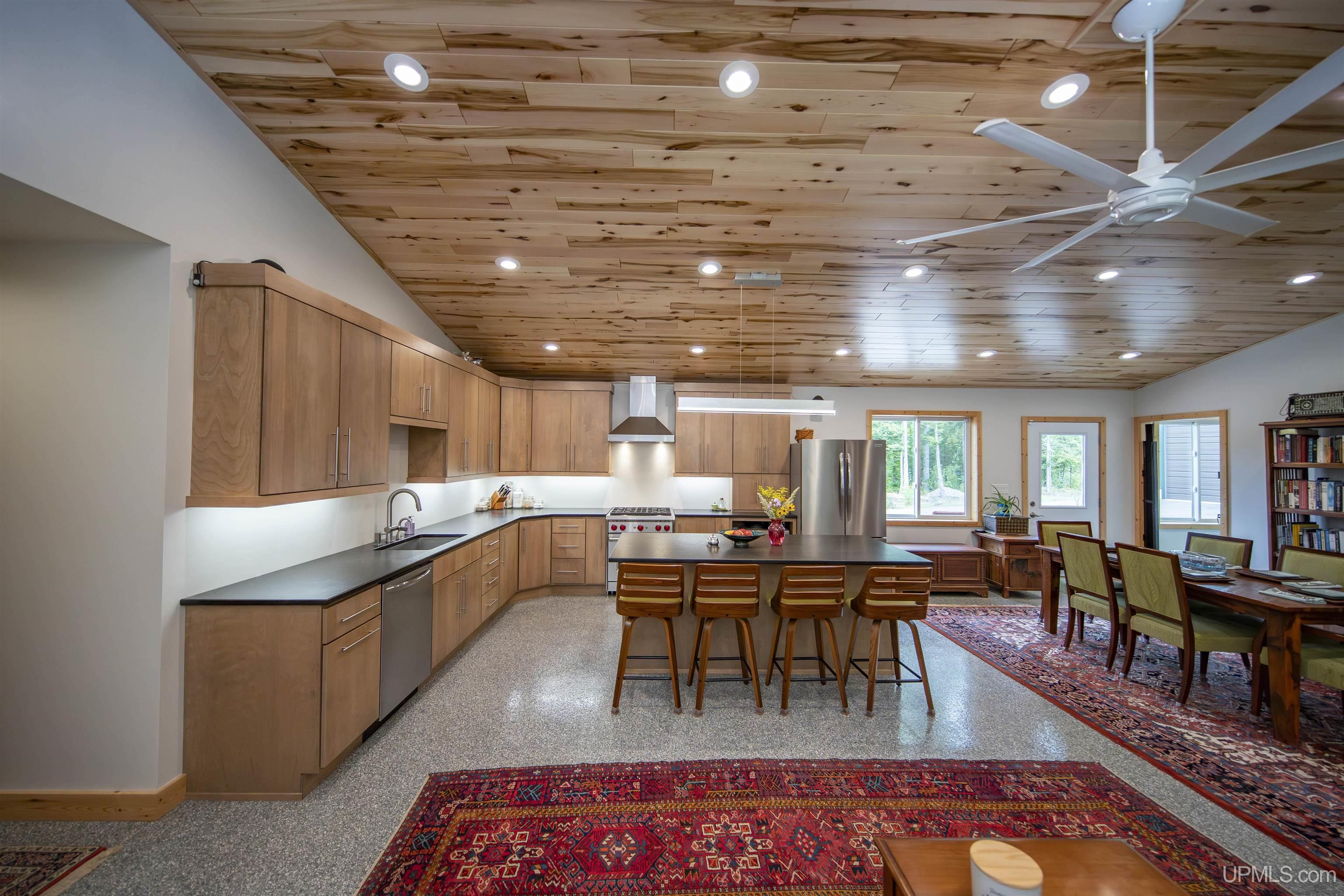 8450 Van Buskirk Road Ironwood, MI 49938 - Photo 21 of 83