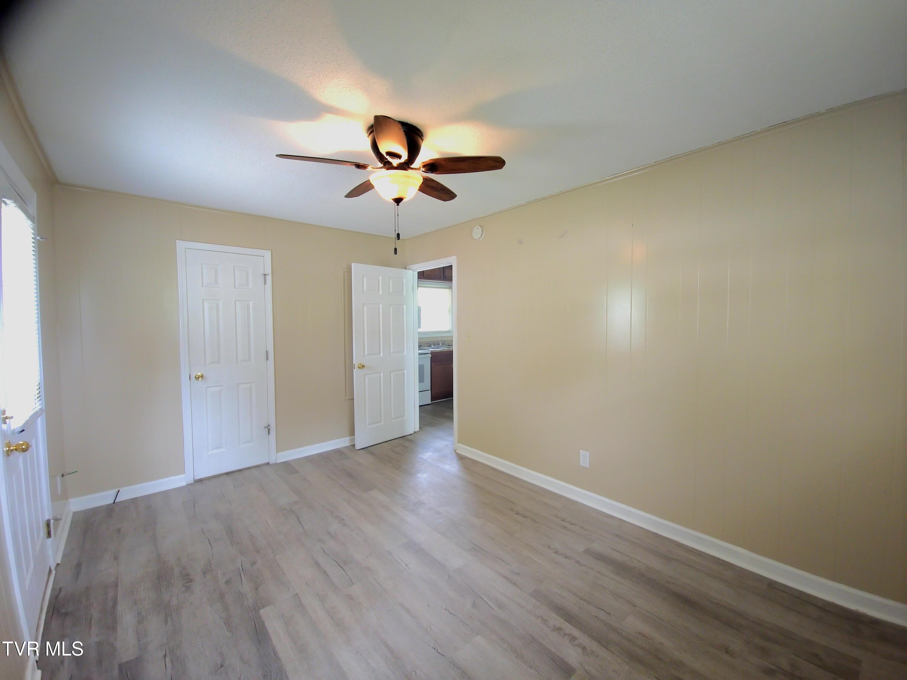 200 Two Street, Unit 1 Johnson City, TN 37615 - Photo 8 of 9 20260413_143306