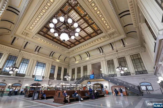 $650,000 | 110 Washington Street, Unit 8, Hoboken, NJ 07030