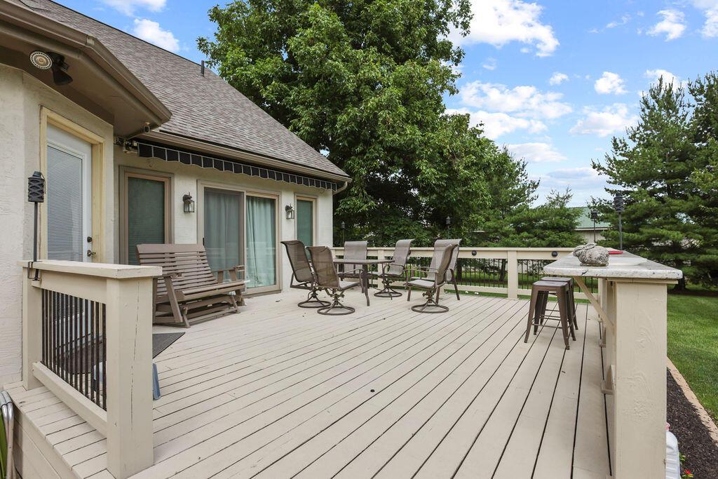 2913 Blacklick Road Northwest Baltimore, OH 43105 - Photo 57 of 75 Deck