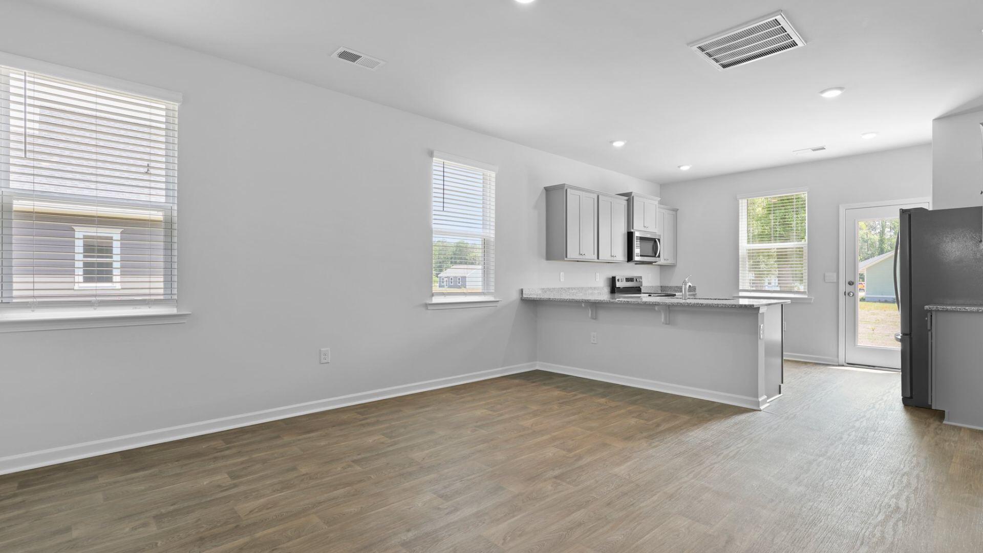 1821 Gordon Road Summerton, SC 29148 - Photo 14 of 31 19-web-or-mls-550A5355