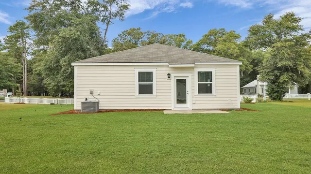 $257,900 | 1821 Gordon Road, Summerton, SC 29148
