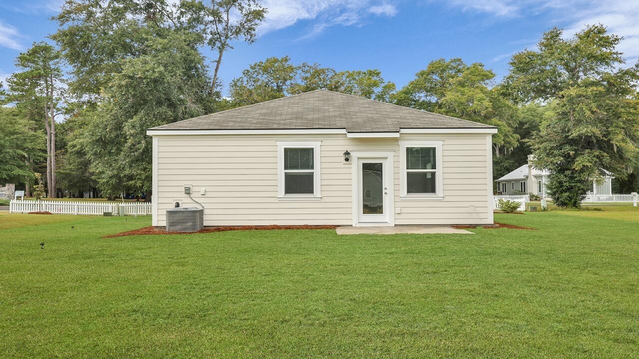 1821 Gordon Road Summerton, SC 29148 - Photo 26 of 31 17_550a5633-1