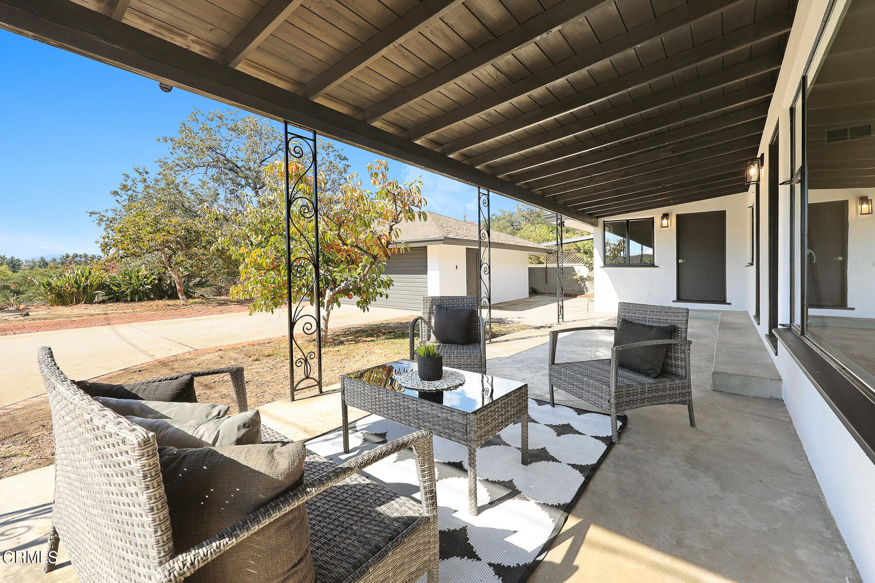 515 Cliff Drive Pasadena, CA 91107 - Photo 29 of 37 a outdoor space with chairs