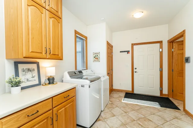 $899,900 | 8594 Gossman Lane Northwest, Rochester, MN 55901