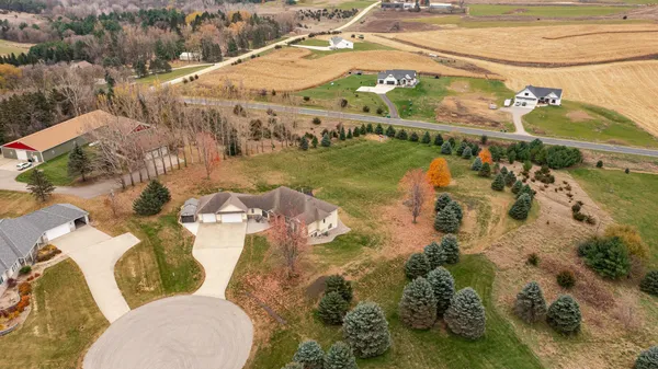 $899,900 | 8594 Gossman Lane Northwest, Rochester, MN 55901