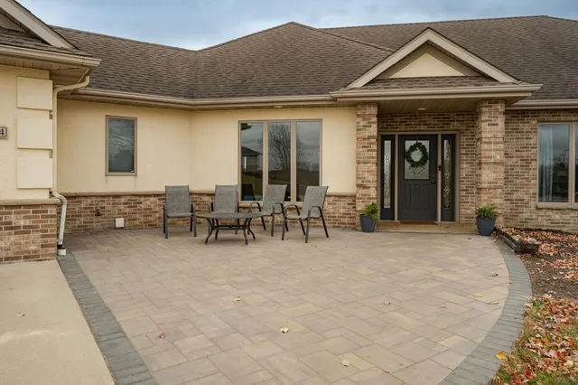 $899,900 | 8594 Gossman Lane Northwest, Rochester, MN 55901