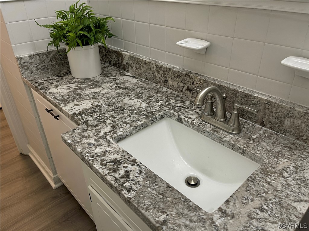 21 Rodman Road Richmond, VA 23224 - Photo 15 of 42 Granite Countertop