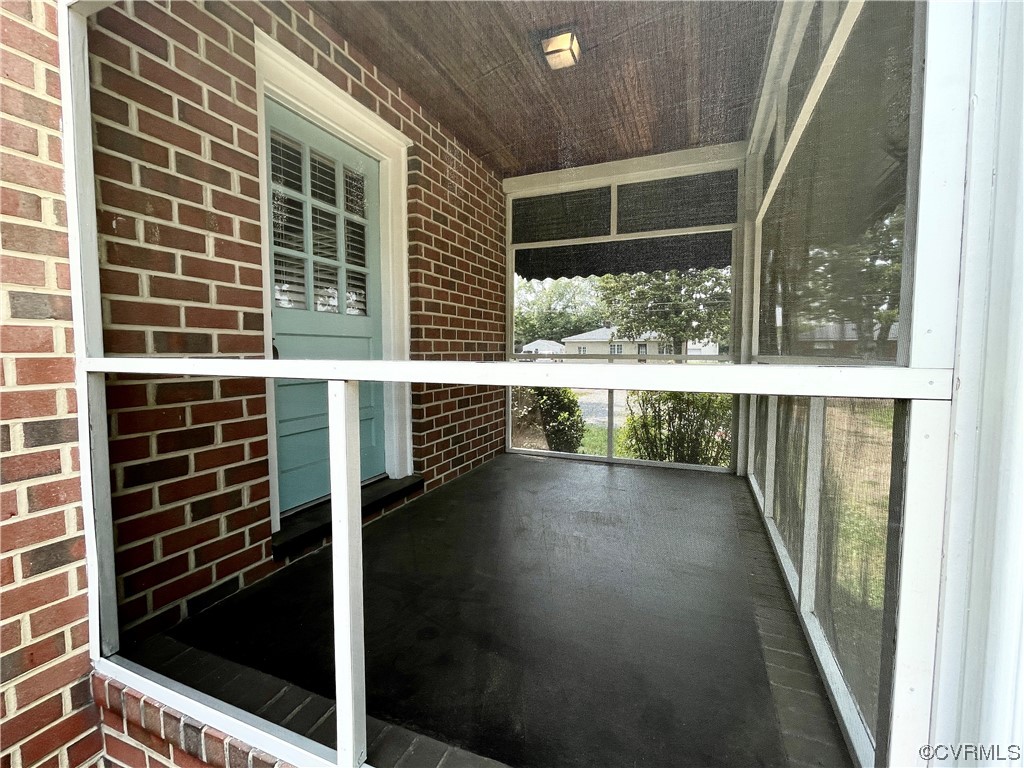 21 Rodman Road Richmond, VA 23224 - Photo 42 of 42 Screen Porch